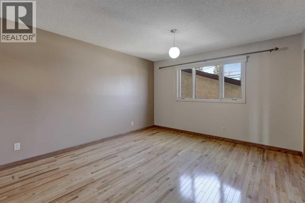 2328 Munro Drive NE — photo 18