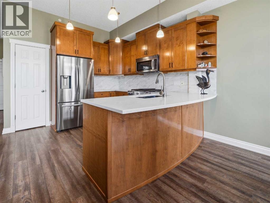 7407, 14 Hemlock Crescent SW — photo 7