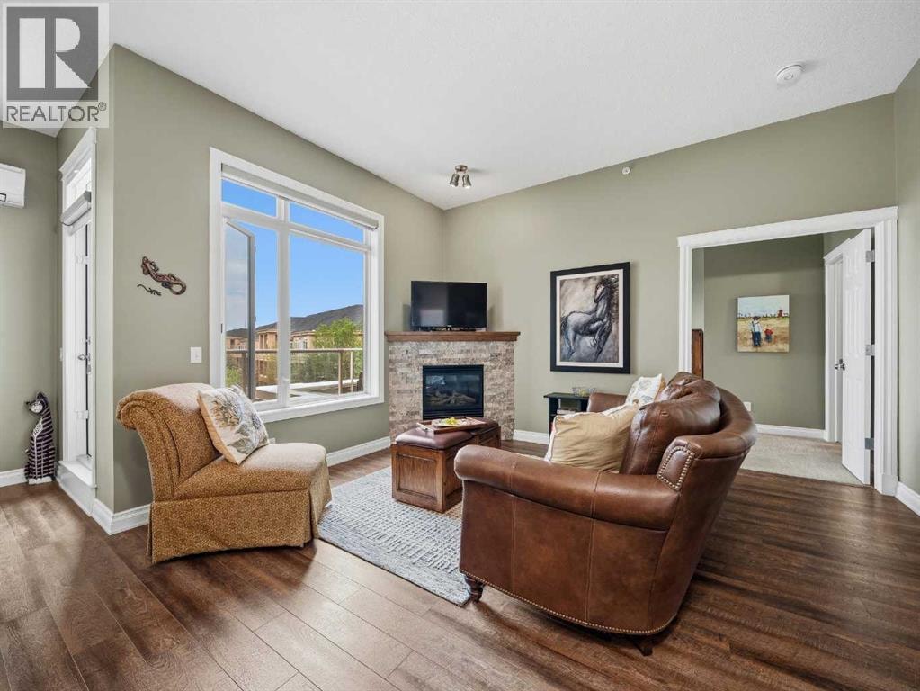 7407, 14 Hemlock Crescent SW — photo 11