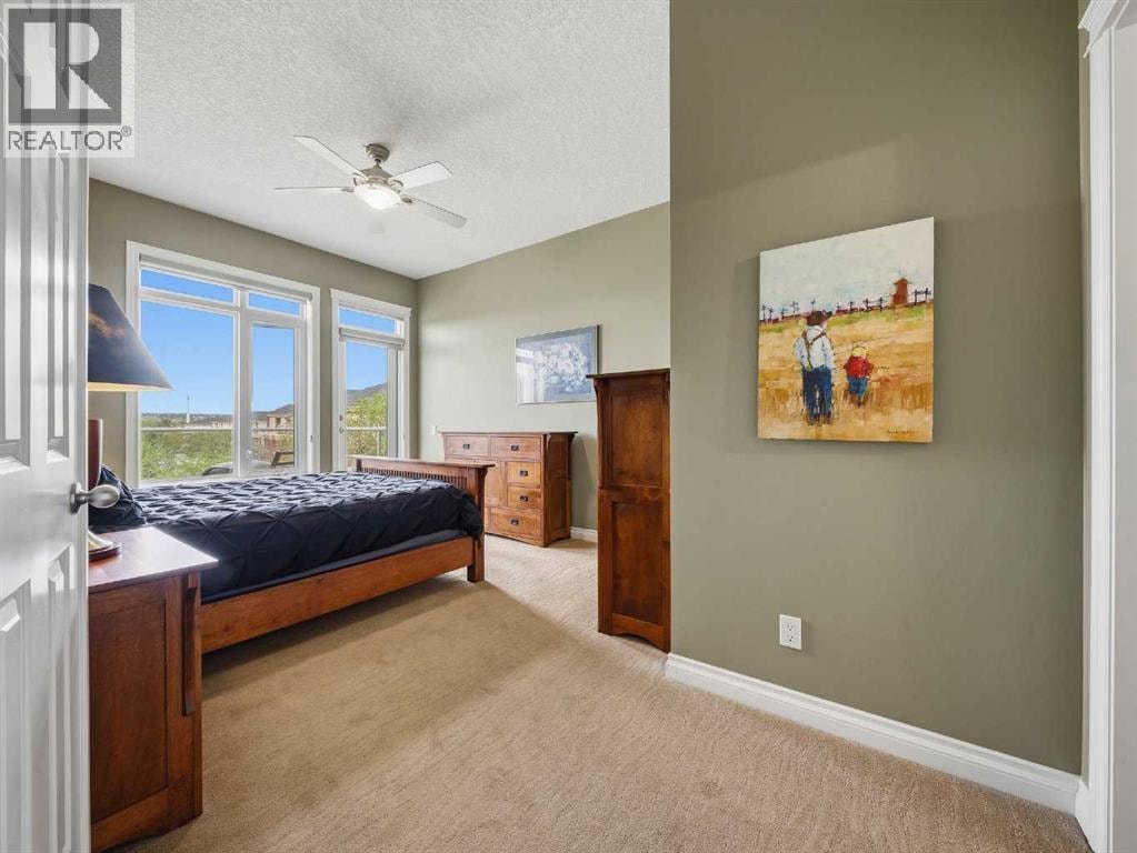 7407, 14 Hemlock Crescent SW — photo 13