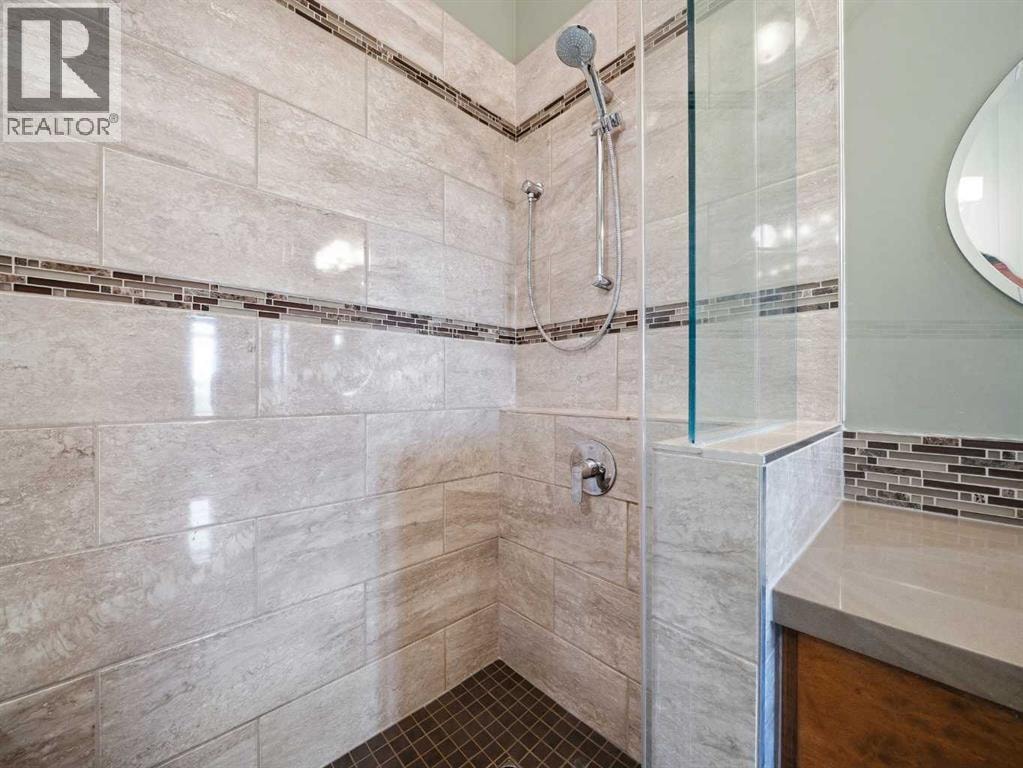 7407, 14 Hemlock Crescent SW — photo 19
