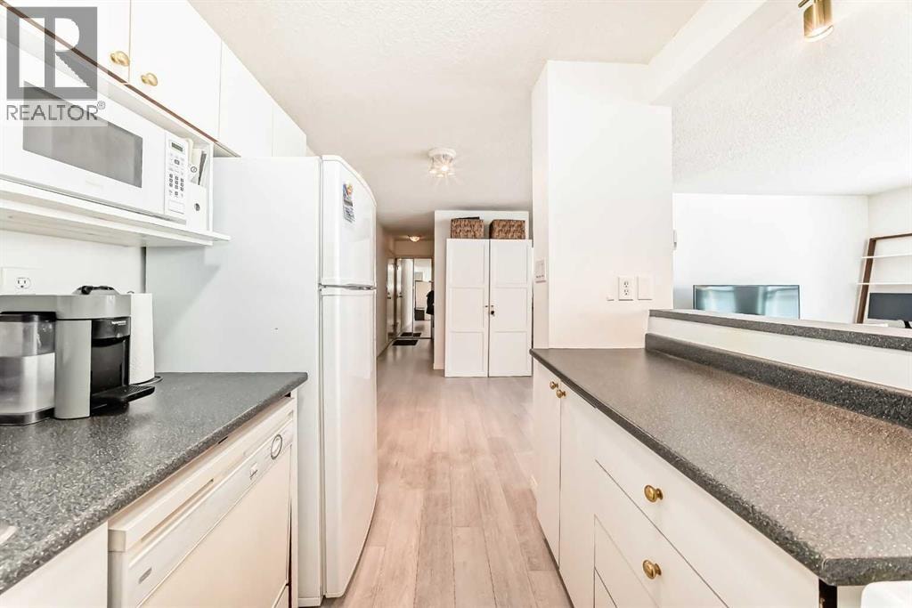 304, 317 14 Avenue SW — photo 10