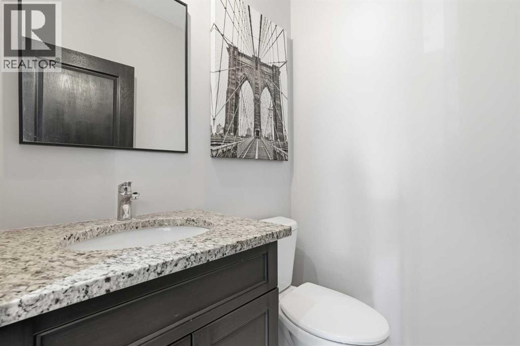 237 Mahogany Parade SE — photo 16