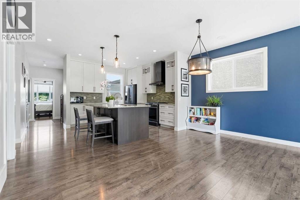 237 Mahogany Parade SE — photo 7
