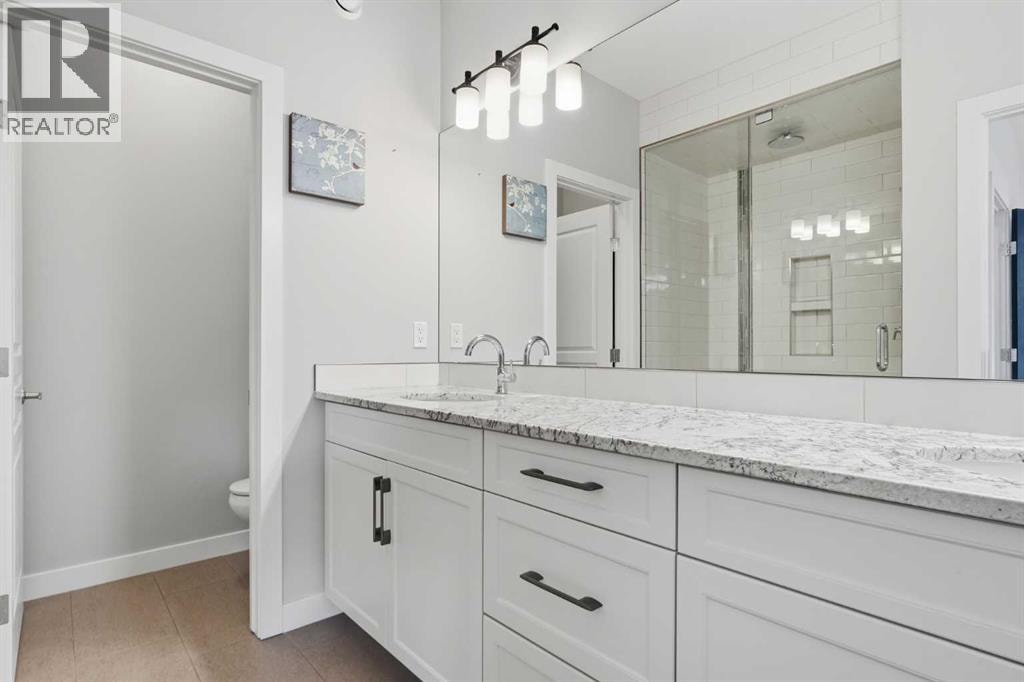 237 Mahogany Parade SE — photo 14