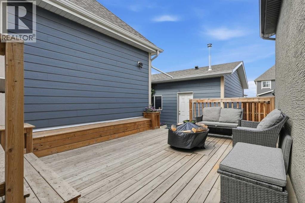 237 Mahogany Parade SE — photo 29