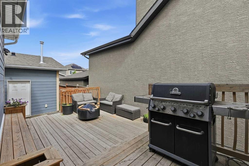 237 Mahogany Parade SE — photo 30