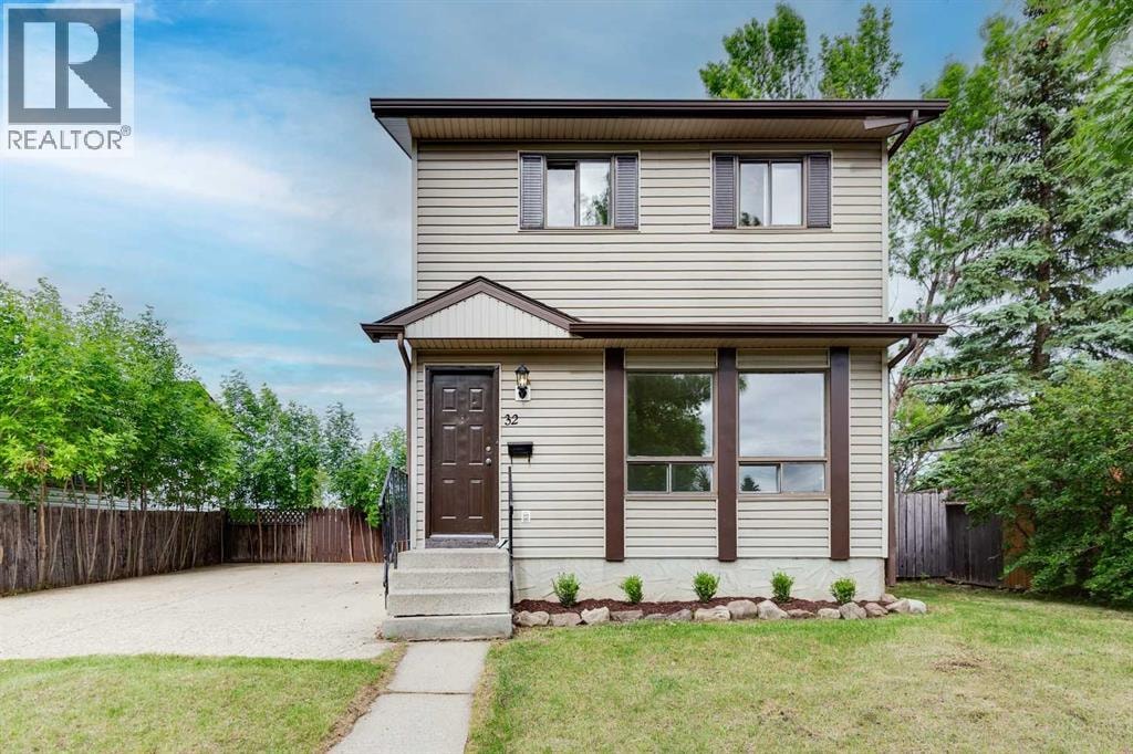 32 Castleglen Way NE — photo 26