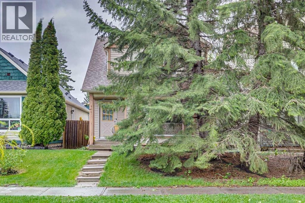 864 Queensland Drive SE — photo 29
