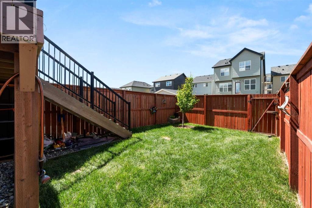 158 Skyview Point Crescent NE — photo 32