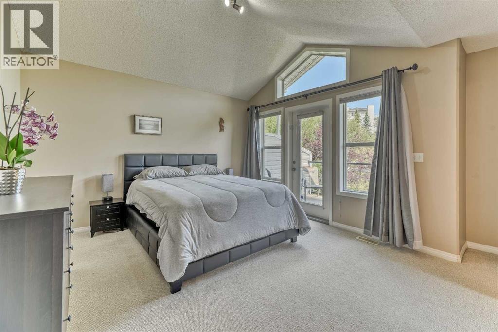 406 Rocky Vista Gardens NW — photo 27