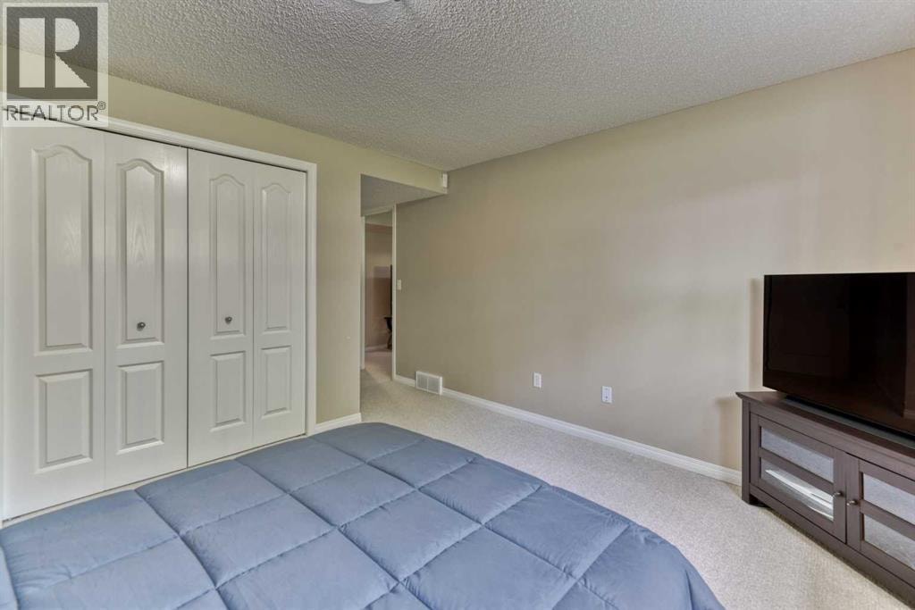 406 Rocky Vista Gardens NW — photo 37