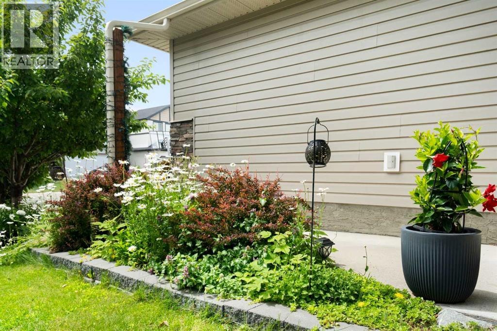 70 Everwoods Park SW — photo 40