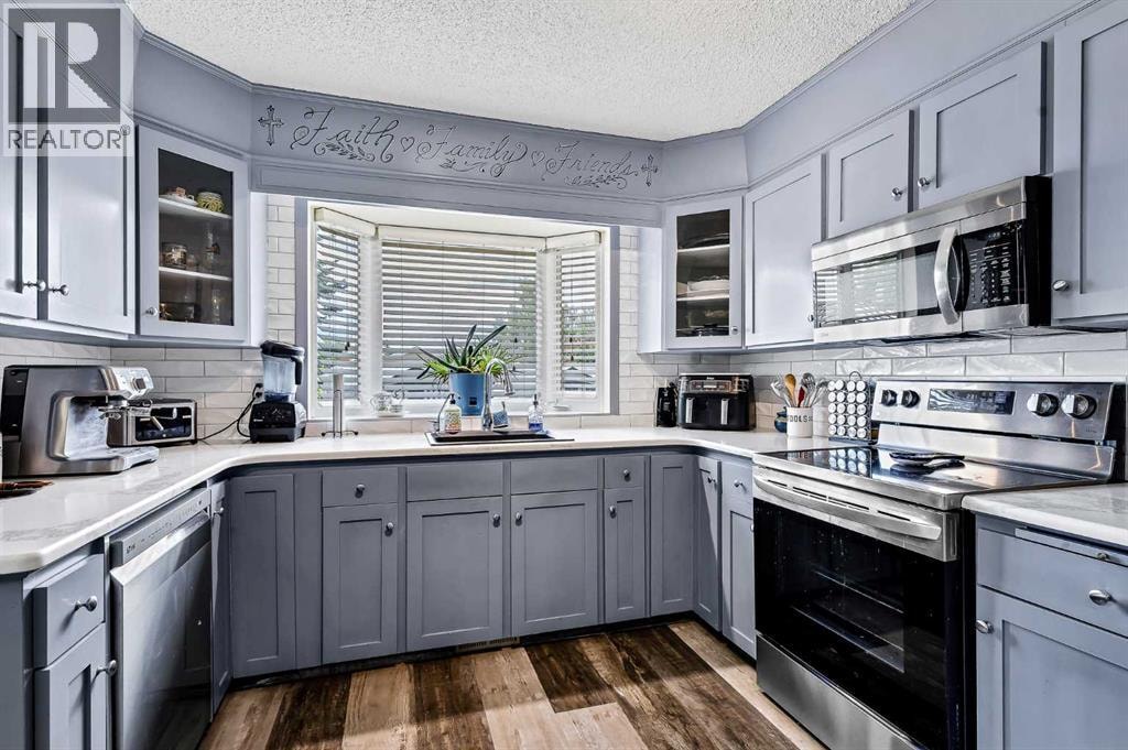 364 Silvergrove Place NW — photo 8