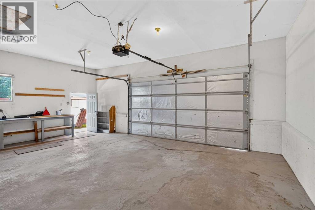 24 Mckenna Mews SE — photo 29