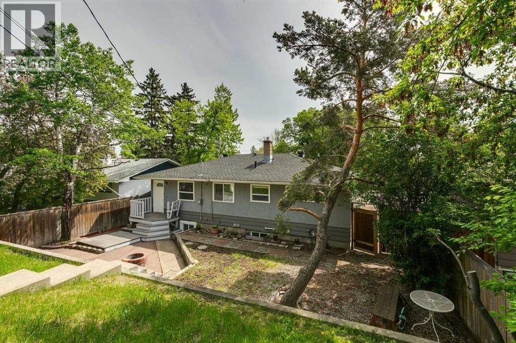 40 Henefer Road SW — photo 28