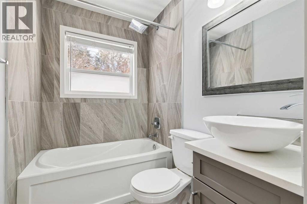 40 Henefer Road SW — photo 16