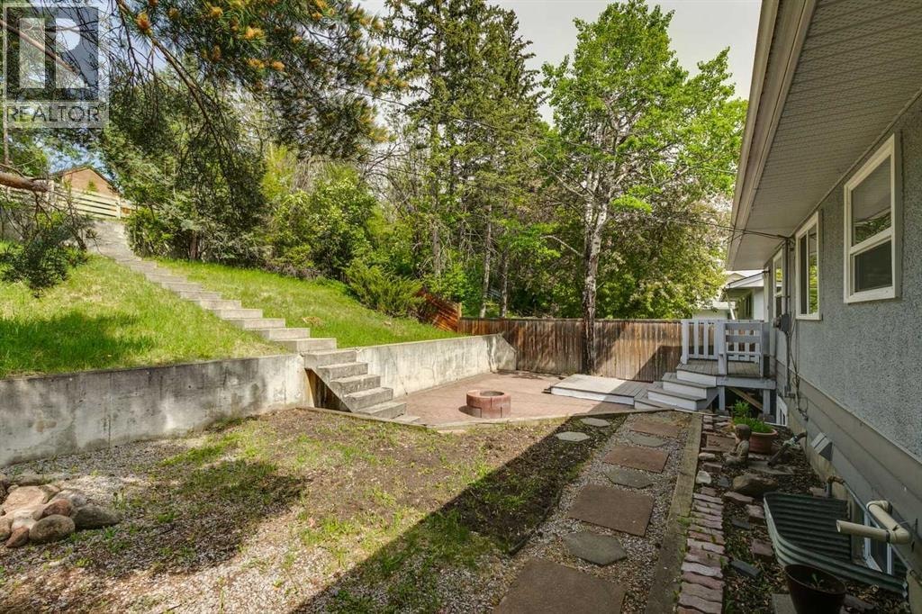 40 Henefer Road SW — photo 27