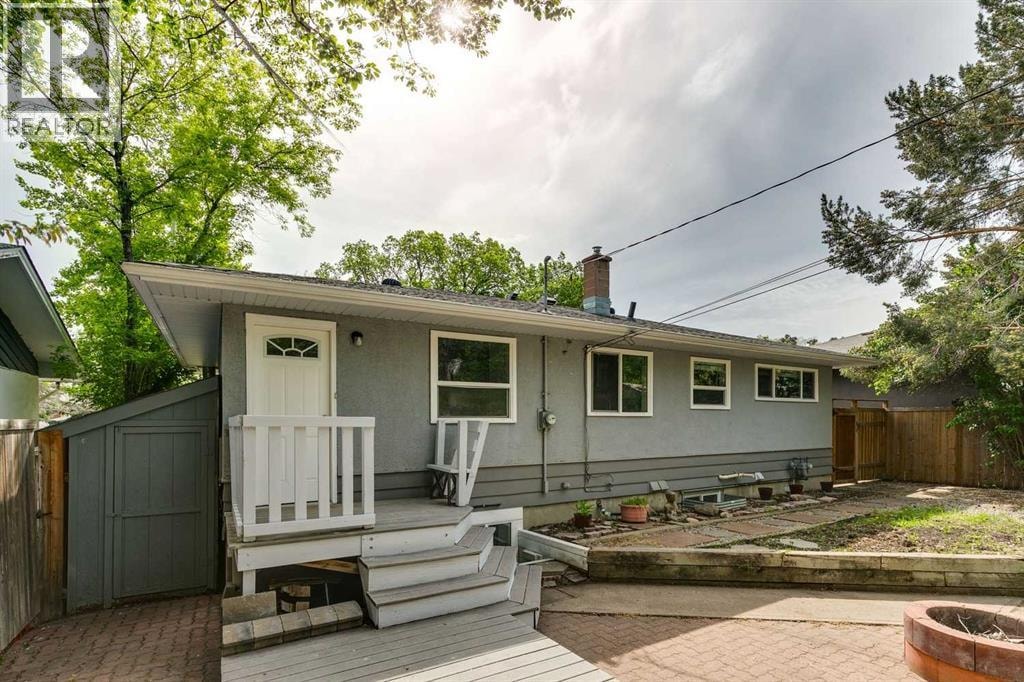 40 Henefer Road SW — photo 24
