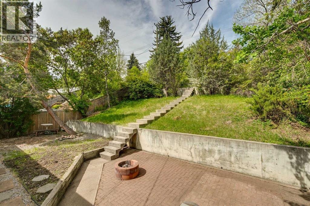 40 Henefer Road SW — photo 26
