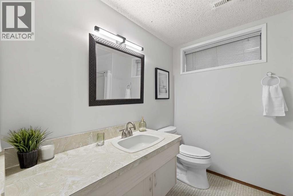 240 Canniff Place SW — photo 31
