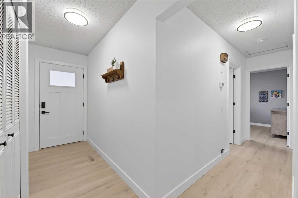 240 Canniff Place SW — photo 8