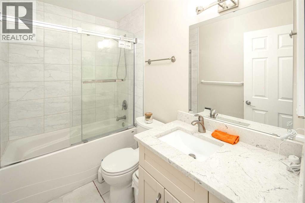 180 Woodglen Way SW — photo 22