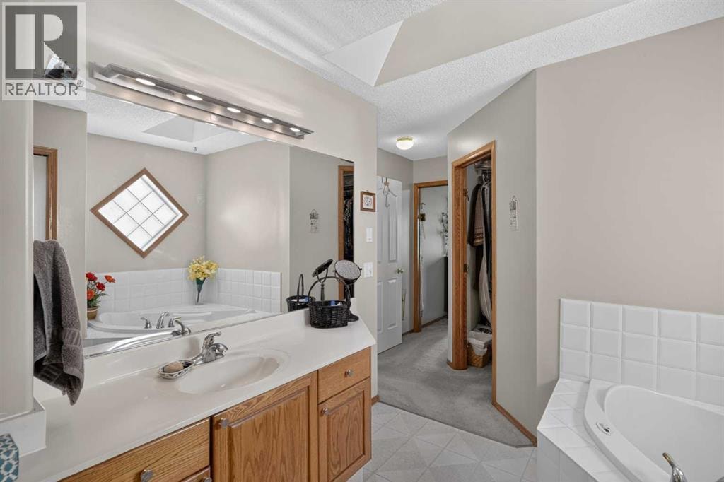166 Scenic Ridge Crescent NW — photo 26