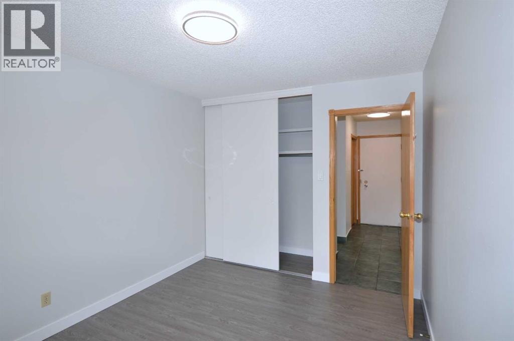 303, 635 56 Avenue SW — photo 9