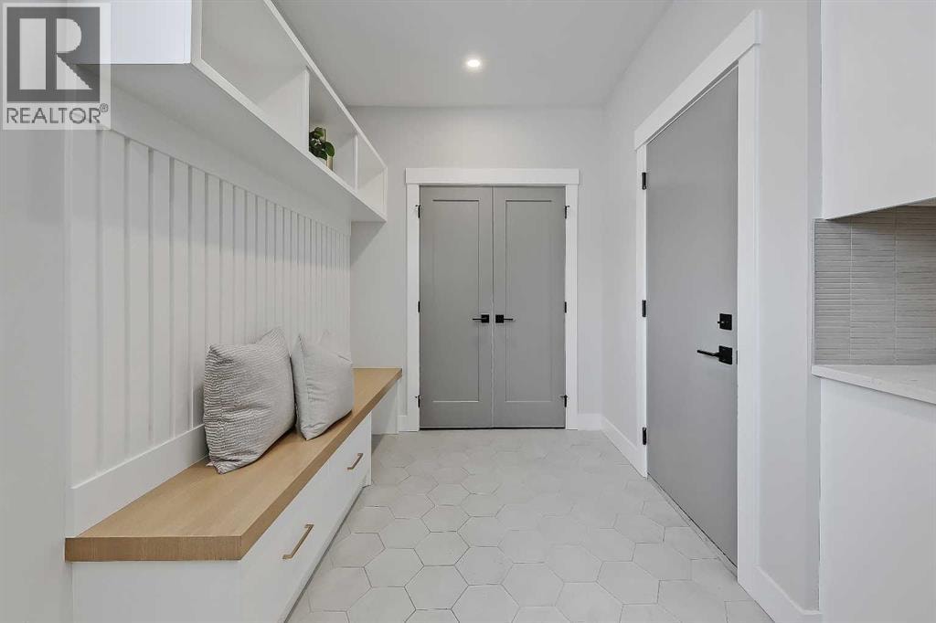 49 Rockhaven Green NW — photo 36