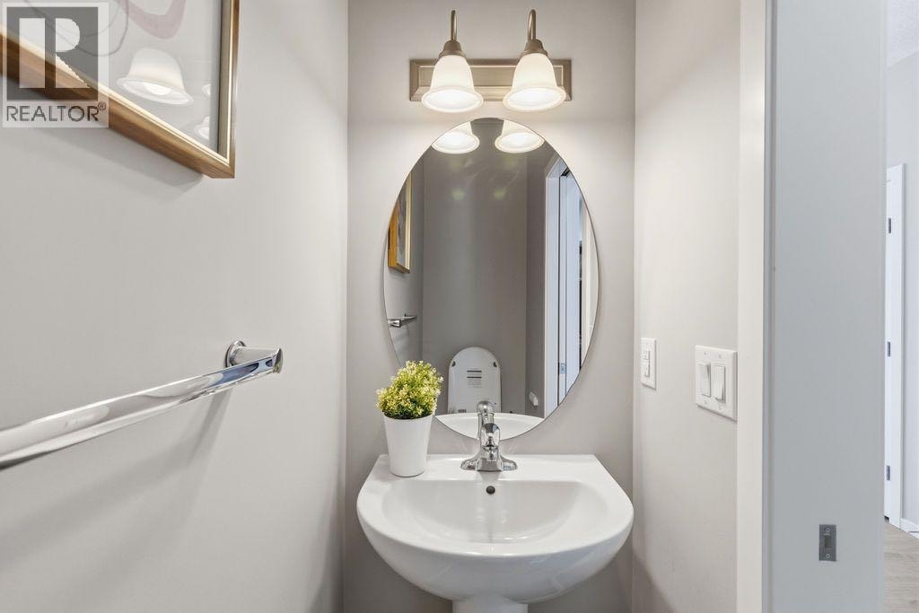 115 Yorkville Road SW — photo 5