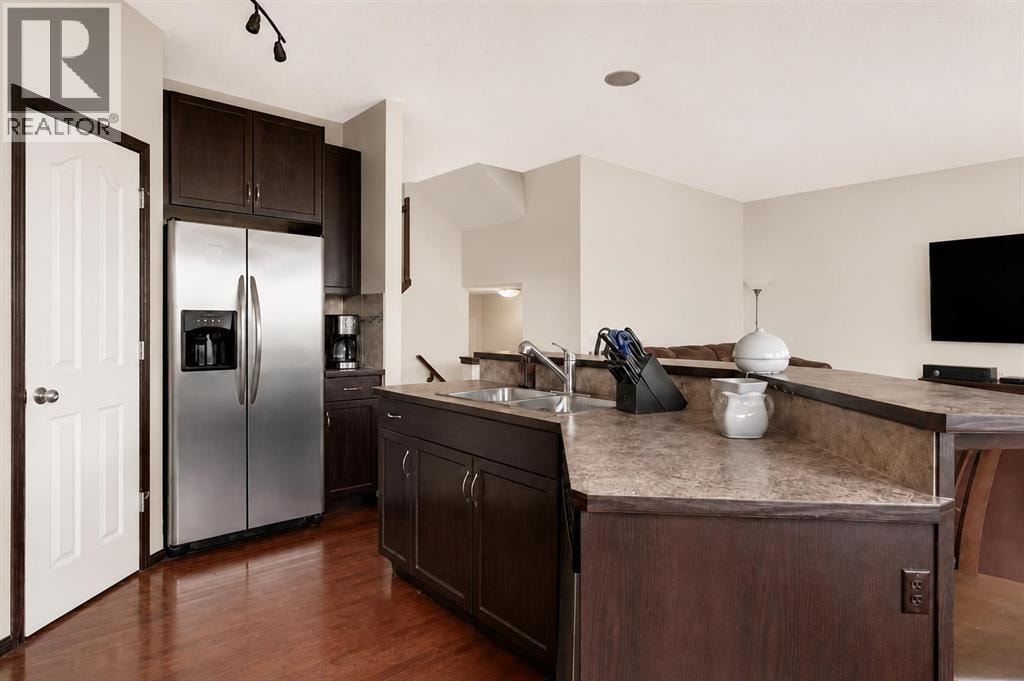 265 Brightonwoods Gardens SE — photo 11