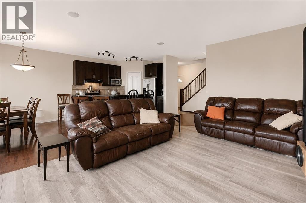 265 Brightonwoods Gardens SE — photo 6