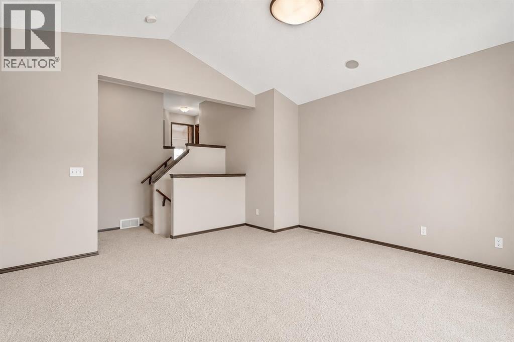 265 Brightonwoods Gardens SE — photo 16