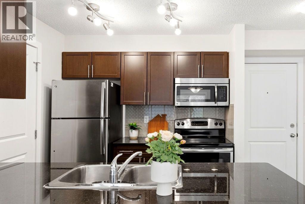 3105, 625 Glenbow Drive — photo 7
