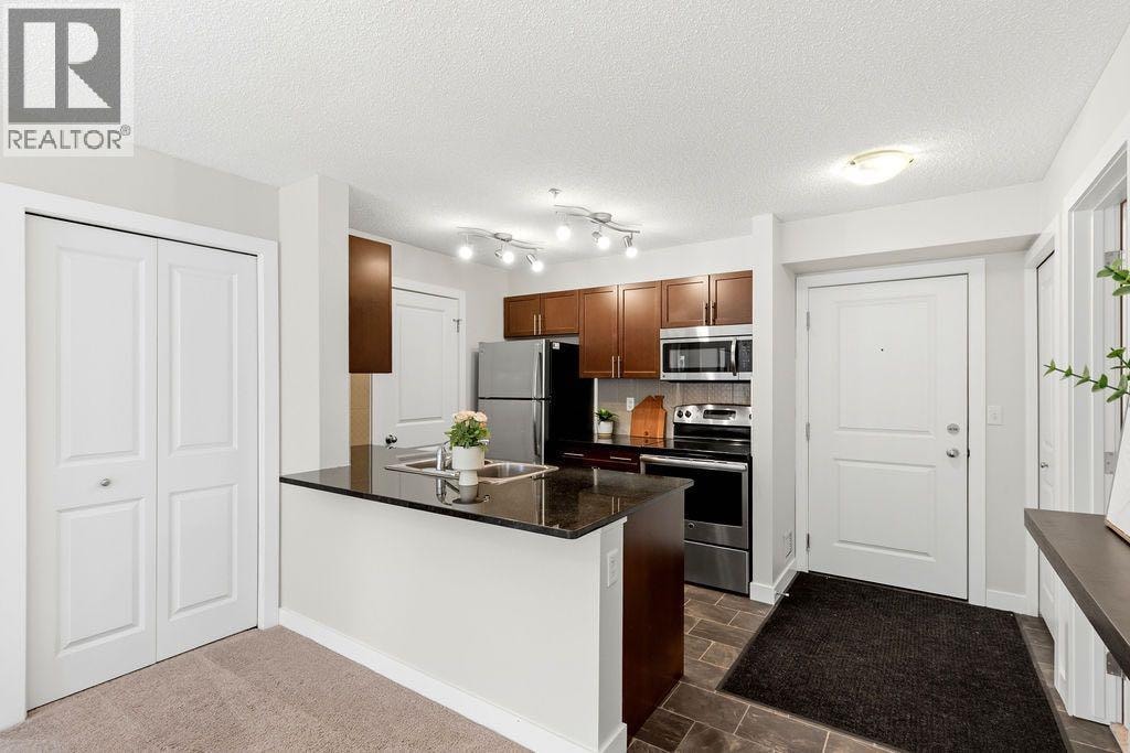 3105, 625 Glenbow Drive — photo 8