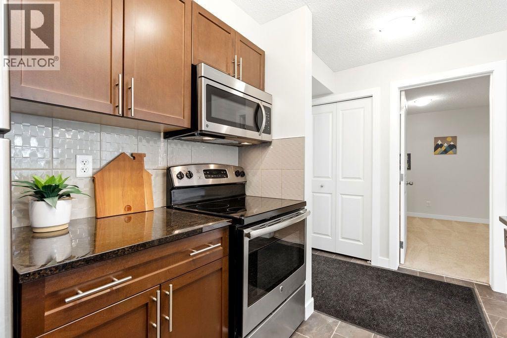 3105, 625 Glenbow Drive — photo 5