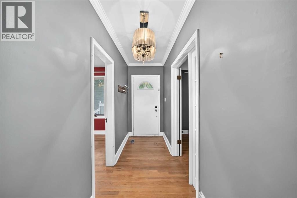 1623 6A Street NW — photo 4