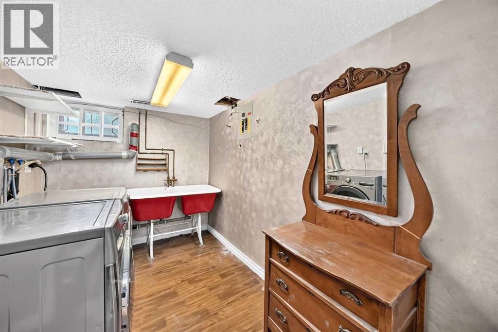 1623 6A Street NW — photo 25