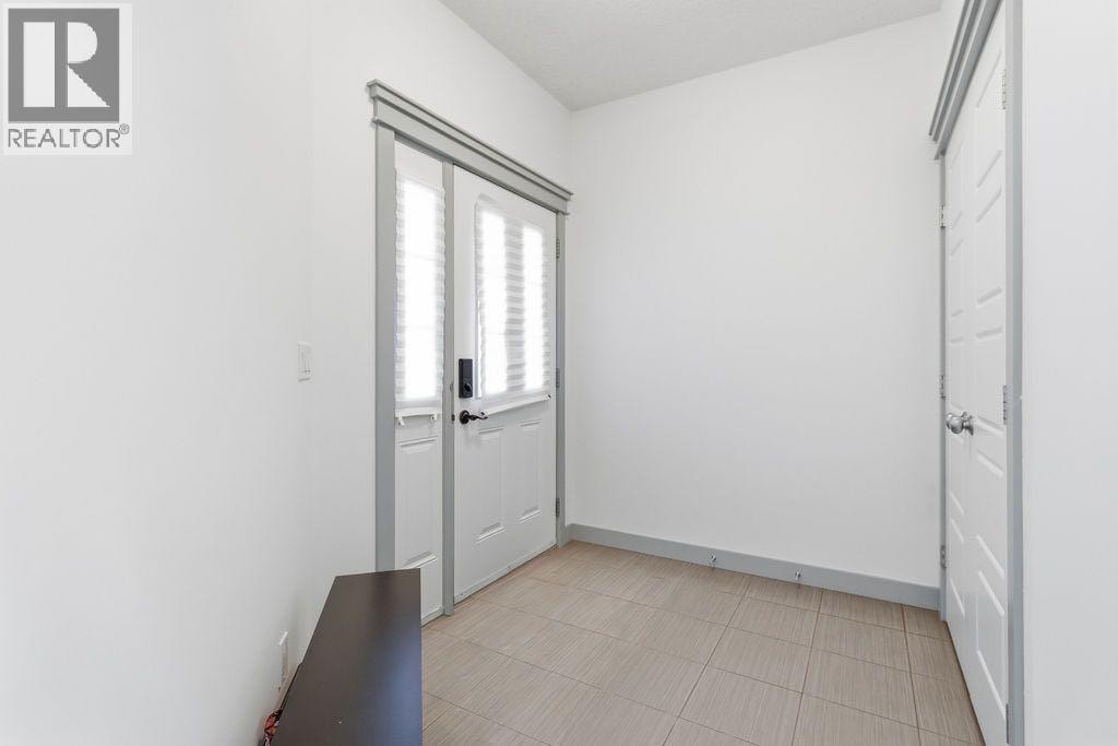 11 Evanscrest Way NW — photo 3