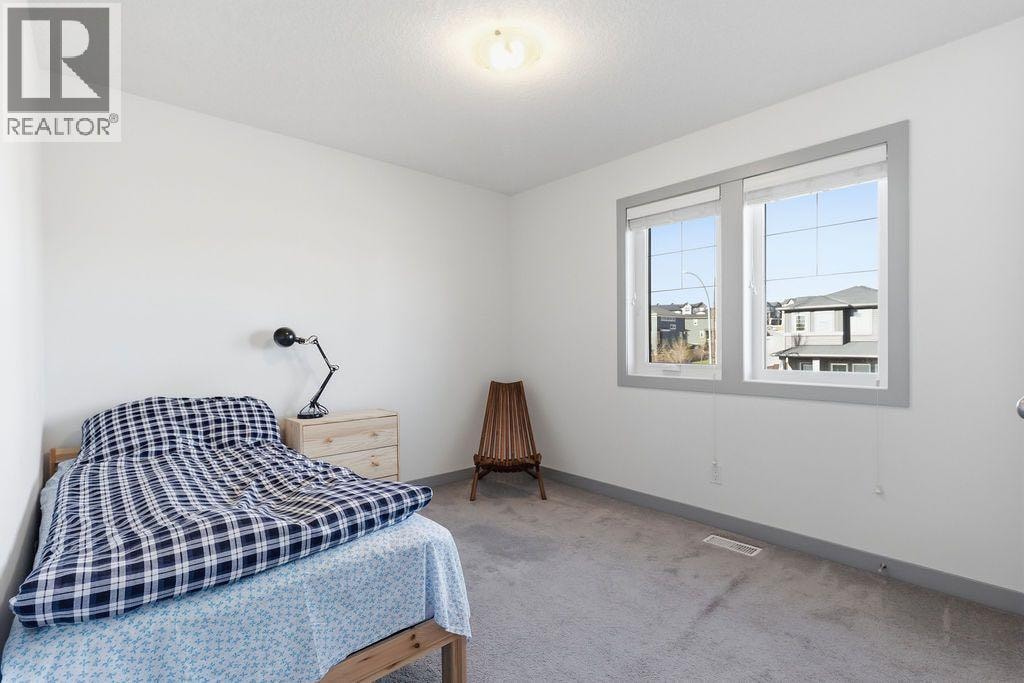 11 Evanscrest Way NW — photo 33