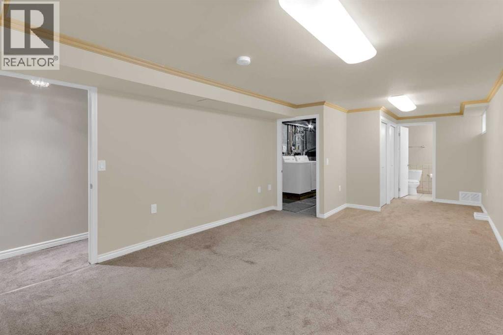 2537 9 Avenue SE — photo 31