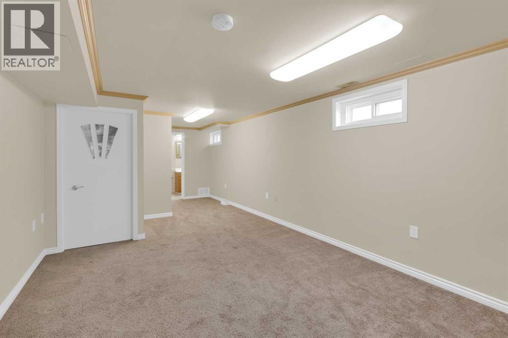 2537 9 Avenue SE — photo 30