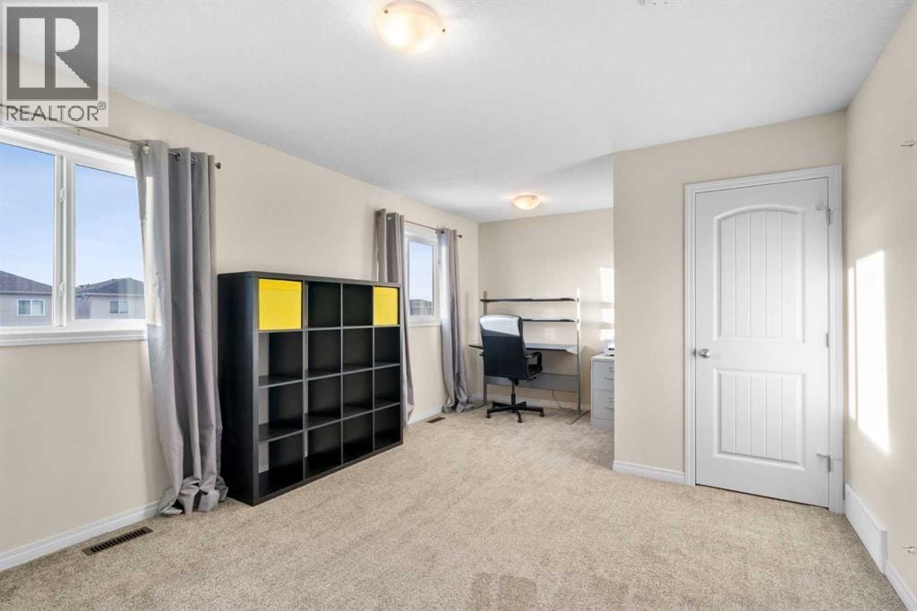 81 Legacy Glen Green SE — photo 32