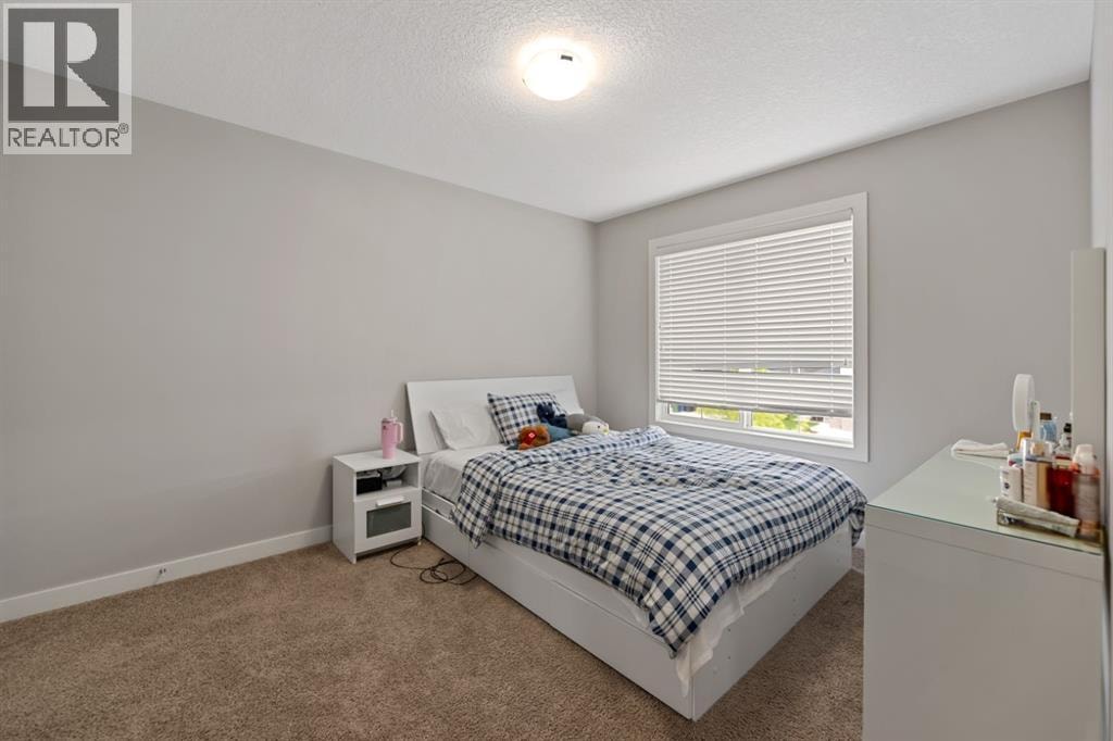 265 Sandpiper Boulevard — photo 32