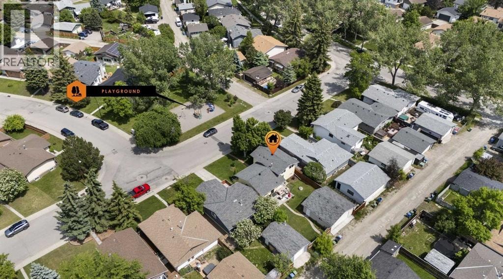 263 Midlawn Close SE — photo 4