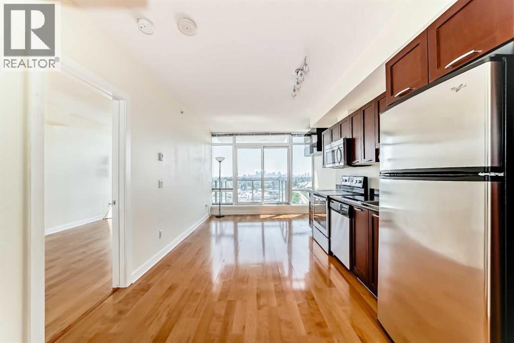 1202, 3820 Brentwood Road NW — photo 8