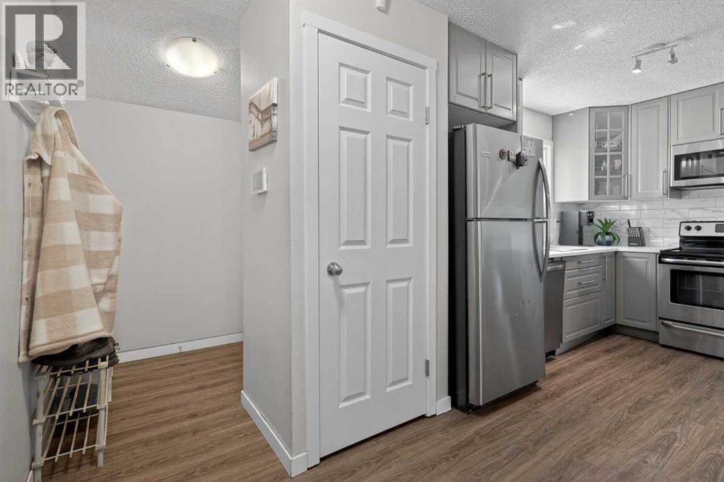 47, 131 Templehill Drive NE — photo 9