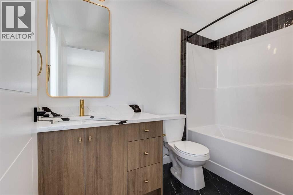 411 Clydesdale Avenue — photo 16