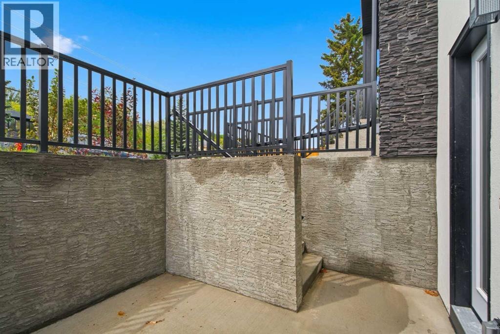 8518 33 Avenue NW — photo 33